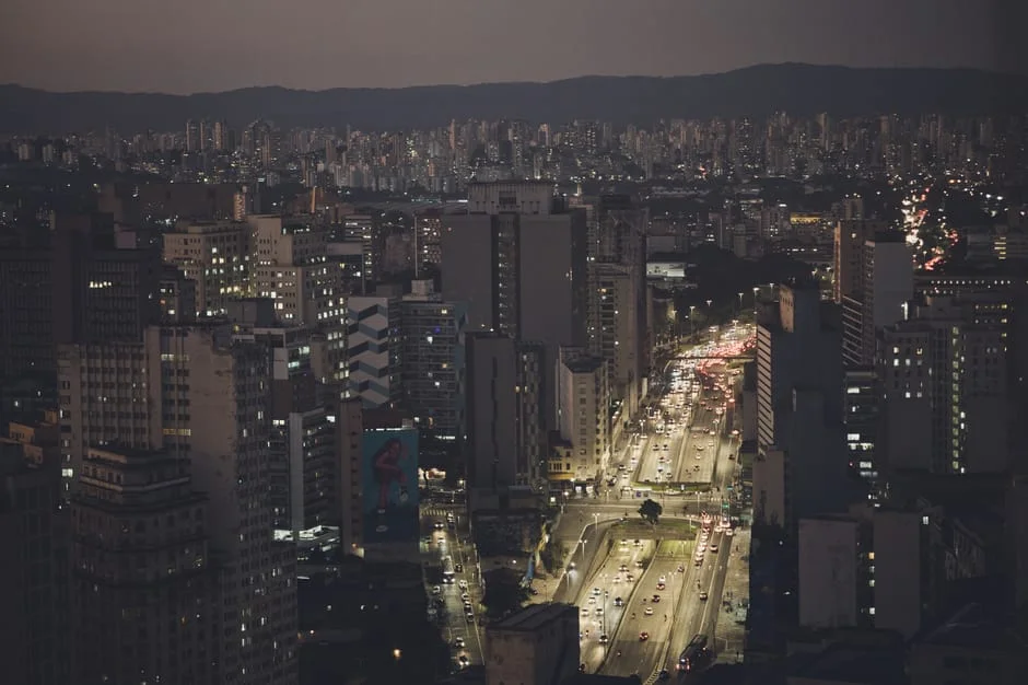 AIIB Lança Fundo de $10 Mil milhões para Crise no Médio Oriente — Industria