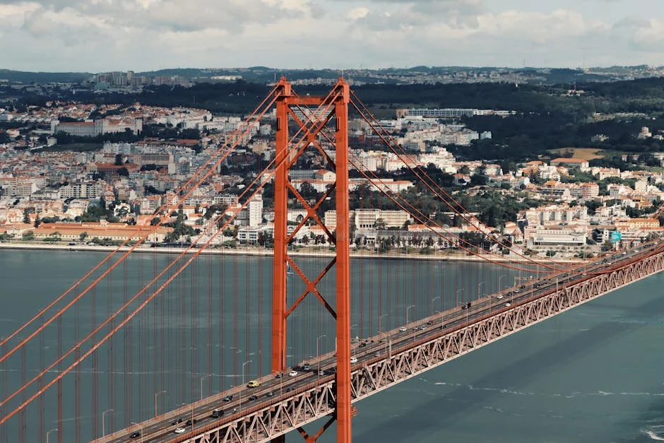 Associações de imigrantes criticam AIMA por aumento de taxas — impacto no mercado é preocupante — Empresas