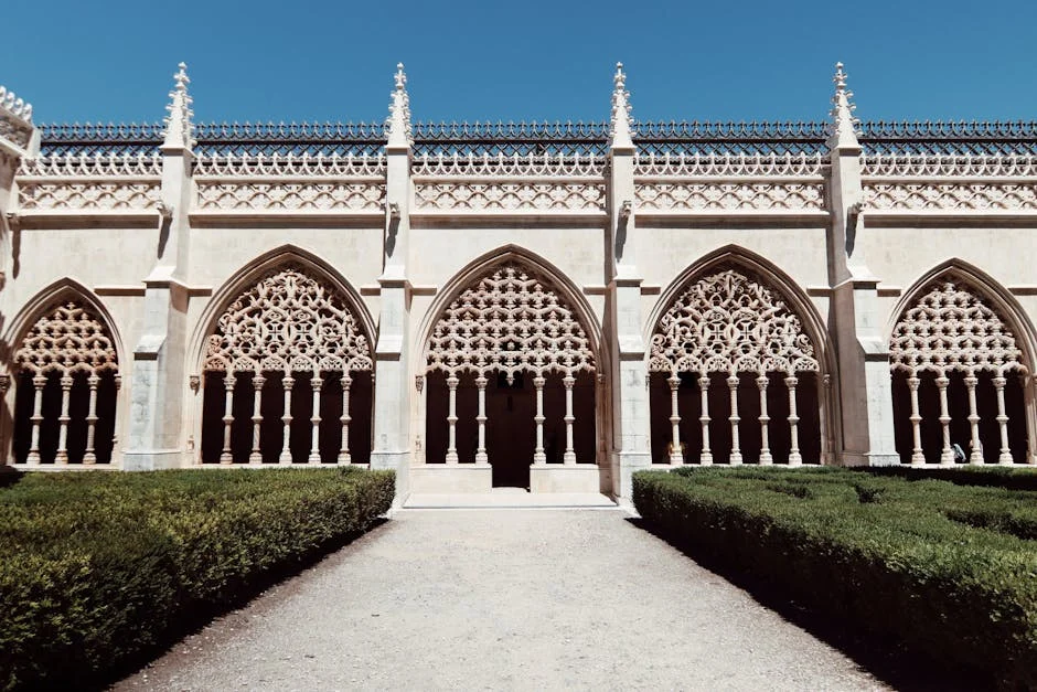 Convento de Cristo e Mosteiro da Batalha Reabrem Após Mau Tempo — Empresas