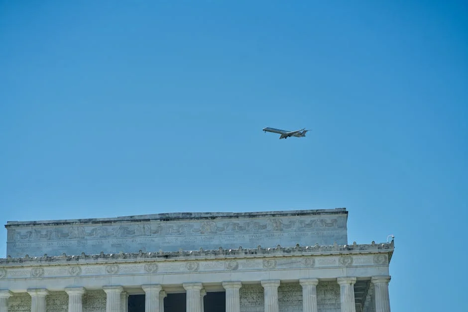 Elizabeth Warren apoia Graham Platner em Maine, promete mudança radical — Politica