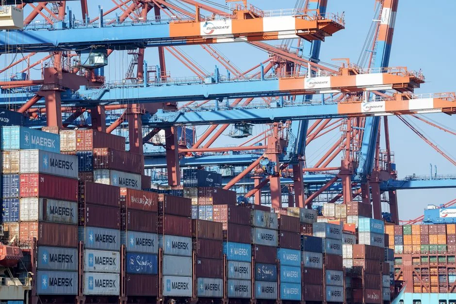 Exportadores Chineses Mantêm Cautela no Golfo Mesmo Após Acordo EUA-Irã — Mercados