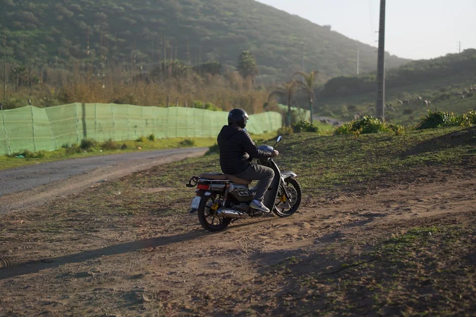 Fugitivo e Filho Detidos na África do Sul por Tentativa de Fuga de R250 Mil — Empresas