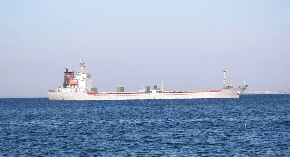 Guarda Costeira Iraniana Ataca Petroleiro Togolês — Tensão no Golfo de Omã — Politica