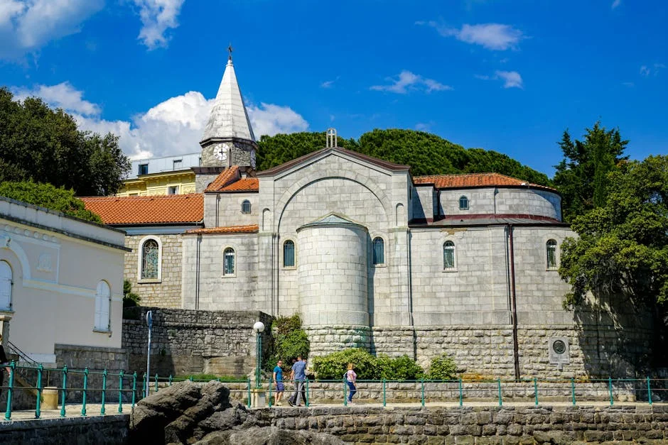 Jacob Bethell brilha com século em semifinal contra a Índia — impacto no mercado — Empresas