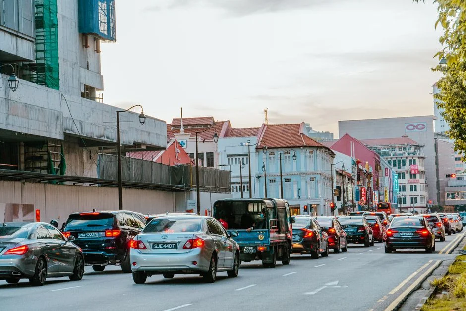 Japão Desvia Bilhões para Singapura e Índia — Exodo Bancário Acelera — Tecnologia