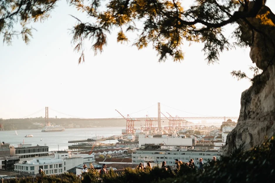 Jovens portugueses rejeitam a precariedade e exigem reformas laborais urgentes — Turismo