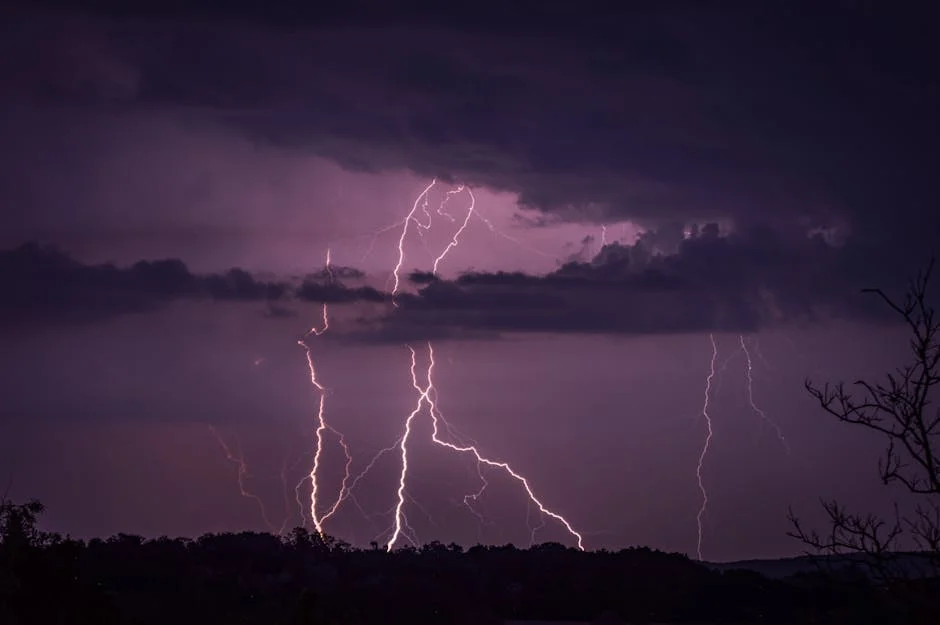 Madhya Pradesh Enfrenta Tempestade de Granizo e Ventos de 60 km/h – IMD Alerta — Industria