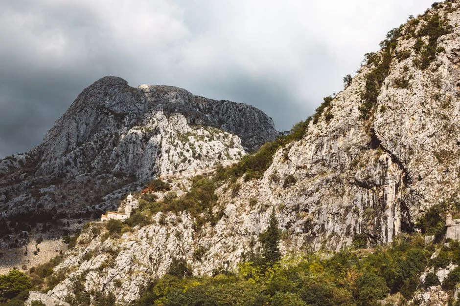 Montenegro apela aos grevistas: deixem os portugueses trabalhar — Energia