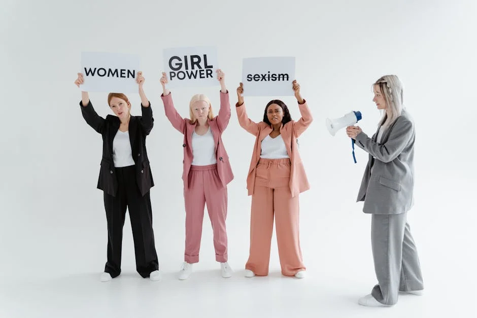 Quatro Activistas do Labour de Londres Acusados de Fraude Eleitoral — Politica