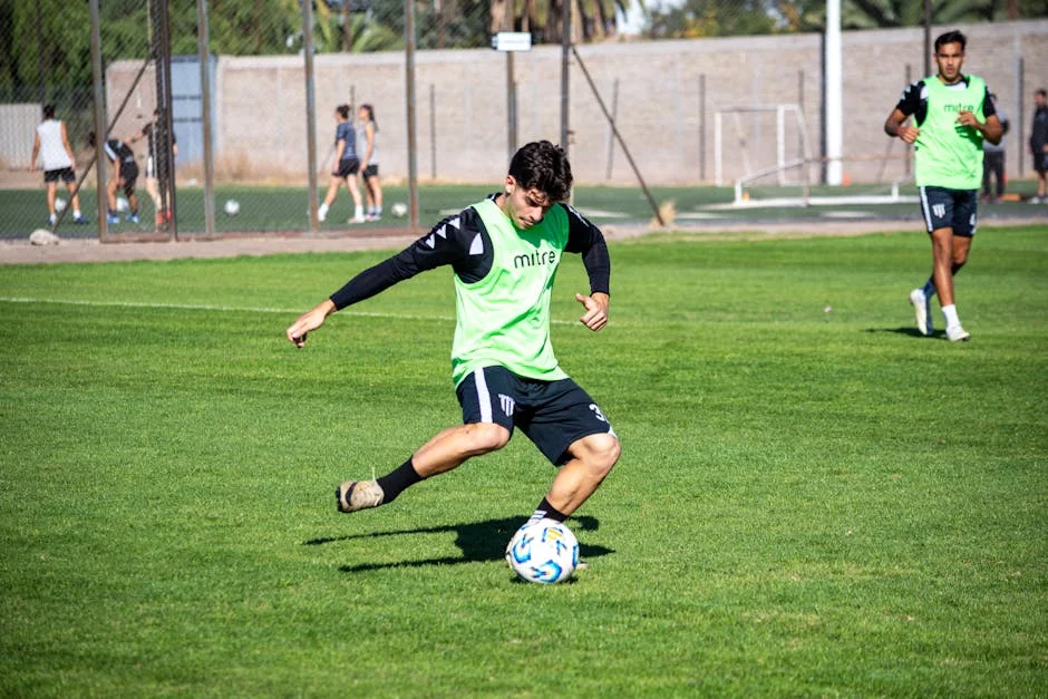 Sporting Humilha Famalicão por 10-1 — Rio Ave Vence Braga — Empresas