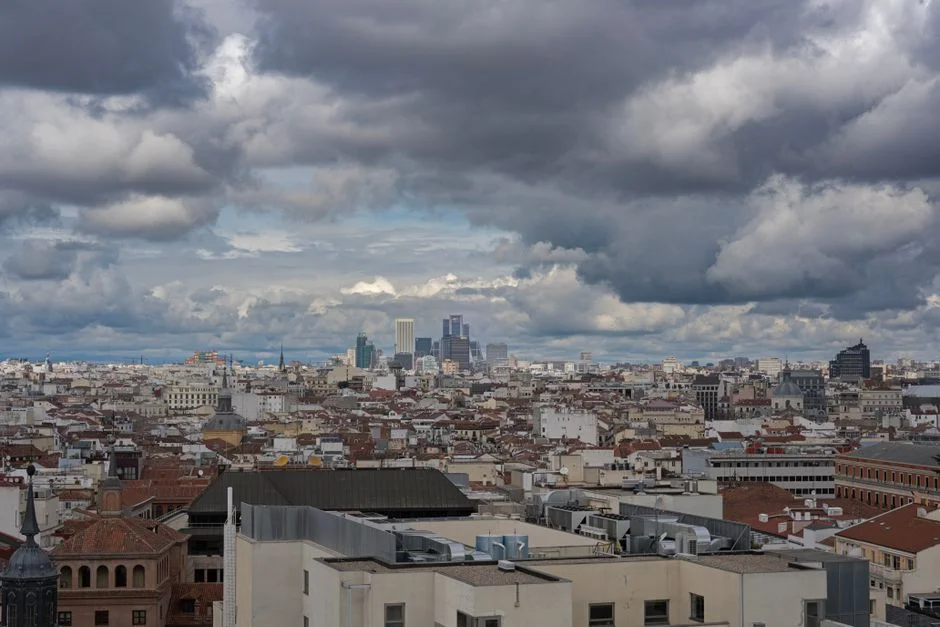 Tempestades Severas Varrem Europa e Ásia — Milhares em Risco Imediato — Agricultura