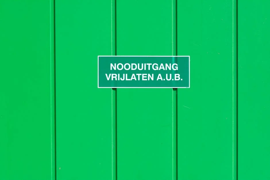 Wall Street Volta a Subir com Negociações de Cessar-Fogo — Empresas